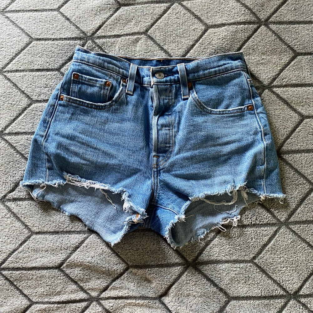 Levi Shorts